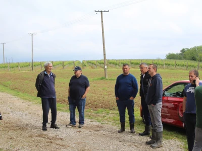 Poljonova prezentacija ViniBotovog robota Bakus