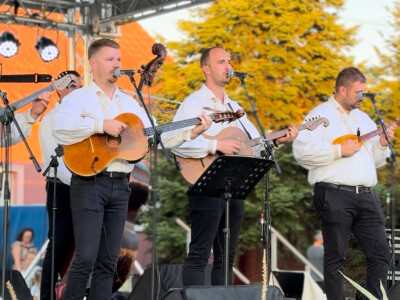 Kukuruzijada u Čepinskim  Martincima