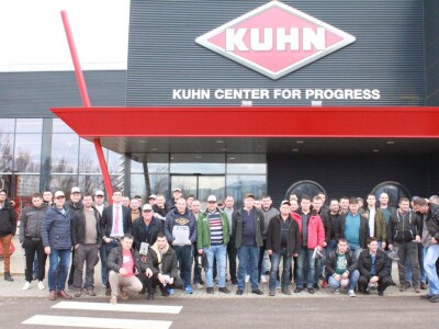 Poljo-nova putovanje DEUTZ-FAHR i KUHN tvornici