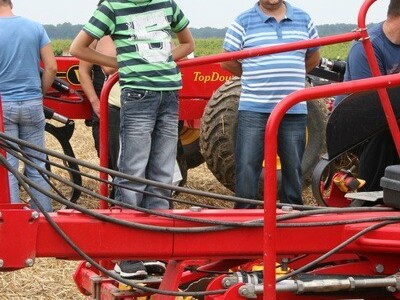 PMT Ljetna prezentacija radnih strojeva 2014.