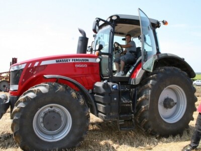 PMT Ljetna prezentacija radnih strojeva 2014.