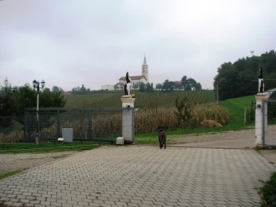 pogled-na-crkvu