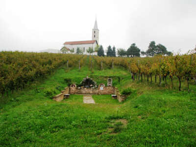 svetiliste-u-vinogradu