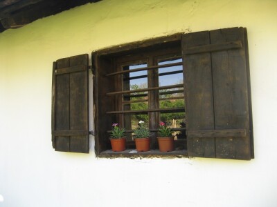 Detalj sa protine kuće Detalj sa protine kuće