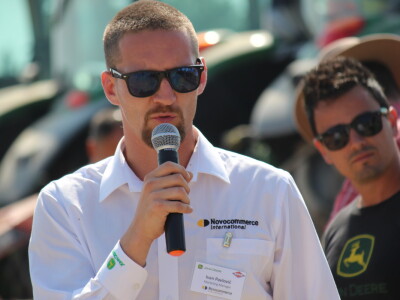 Novi John Deere - DEMO u polju