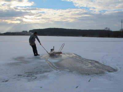 Rupe, osim za kisik ribama, služe i za kontrolu njihovog stanja, sadržaja kisika i mjerenja temperature vode
