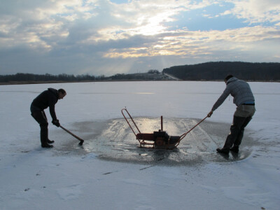 Rupe, osim za kisik ribama, služe i za kontrolu njihovog stanja, sadržaja kisika i mjerenja temperature vode