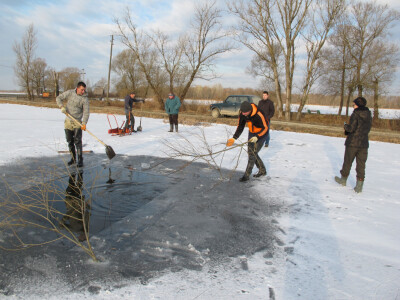 Rupe, osim za kisik ribama, služe i za kontrolu njihovog stanja, sadržaja kisika i mjerenja temperature vode
