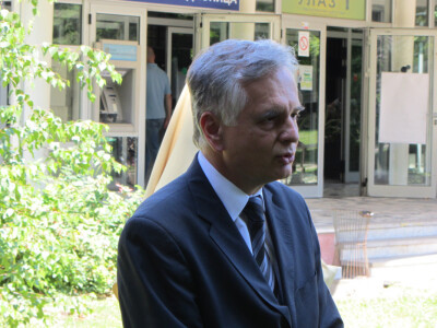 Rektor Dušan Nikolić Rektor Dušan Nikolić