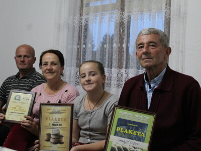 Šta je zajedničko siru, bilju, Ivi i Ćiri, a nisu veziri?