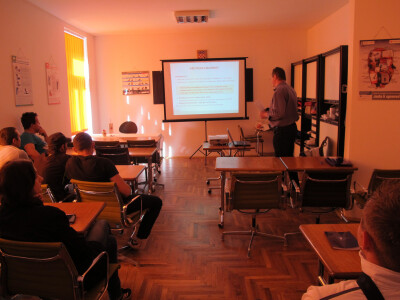 Za mlade farmere, podnositelje zahtjeva za dodatne subvencije predavanja obavezna