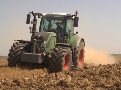 Fendt 724 traktor Fendt 724 traktor