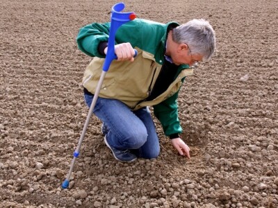 Ernst-Friedmann Freiherr von Münchhausen na njivi