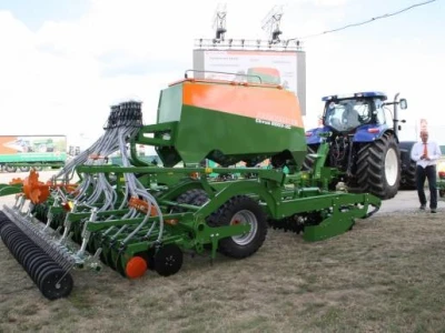 Amazone Cirrus 6003 - vučena sijačica