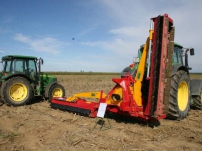 Malčeri EURO 280 + Duplex 800 priključeni na traktor John Deere 7530 (185 KS)