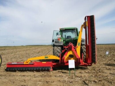 Malčeri EURO 280 + Duplex 800 priključeni na traktor John Deere 7530 (185 KS)