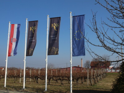 K55 vinarija i destilerija OPG tjedna