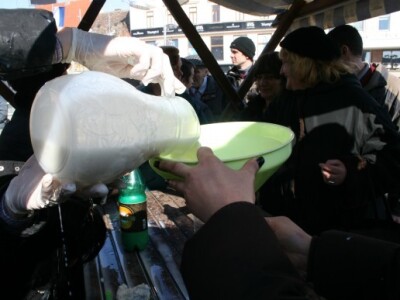 U Osijeku podijeljeno 1000 litara najkvalitetnijeg mlijeka slavonskih farmi