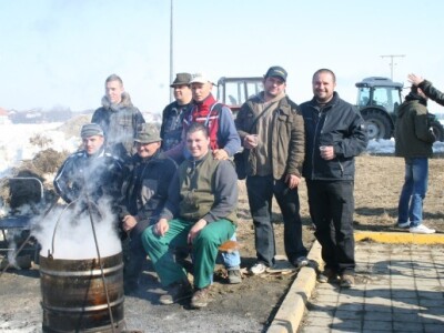 Ekipa Agroklub.com obišla je mljekarske prosvjede na čepinskoj obilaznici