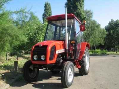 Traktor IMT 539