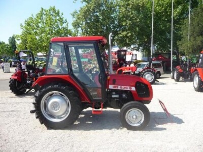 Traktor IMT 539