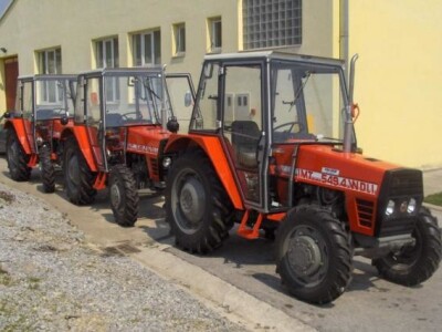 Traktor IMT 549