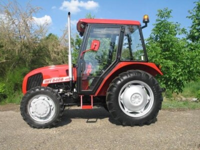 Traktor IMT 549