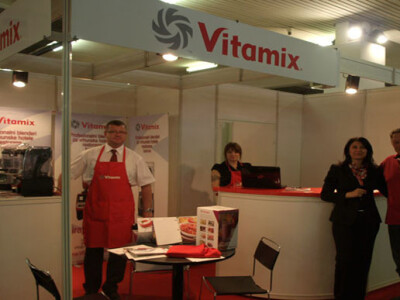 Samoborski (američki) vitamix nudi moćne miksere za obradu prehrambenih namirnica i propagira hranu u svježem stanju