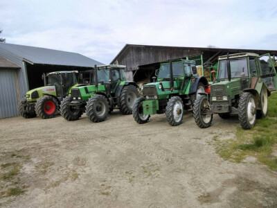 Imaju četiri traktora