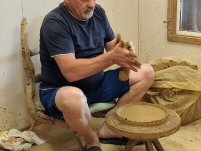 Ivan Knezović, posljednji lončar Cetinske krajine