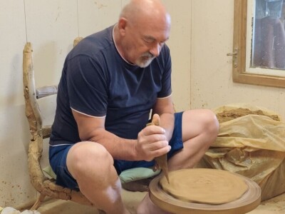 Ivan Knezović, posljednji lončar Cetinske krajine