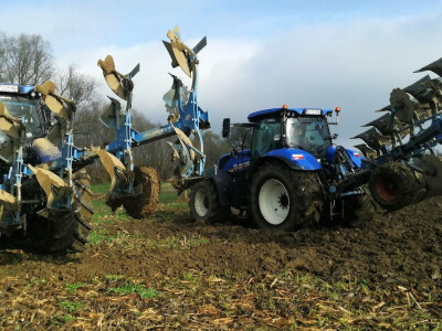 Ivica Baranašić iz Malog Otoka kraj Legrada kontinuirano ulaže u poljoprivrednu mehanizaciju