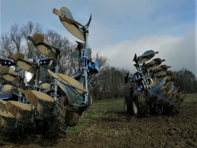 Ivica Baranašić iz Malog Otoka kraj Legrada kontinuirano ulaže u poljoprivrednu mehanizaciju