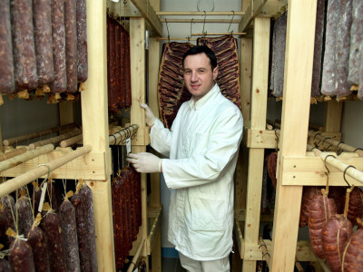 Stanivukovići godišnje mogu prerediti 50 tona mesa