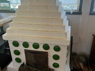 Iza drvene kapije, krije se bajkovito etno selo - na prodaju je Iza drvene kapije, krije se bajkovito etno selo - na prodaju je