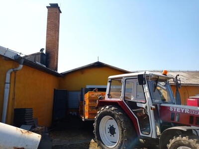 Izgorjela farma pilića, šteta 200.000 KM Izgorjela farma pilića, šteta 200.000 KM