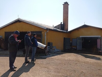 Izgorjela farma pilića, šteta 200.000 KM Izgorjela farma pilića, šteta 200.000 KM