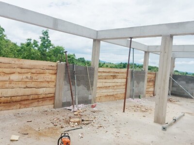 Izgradnja farme u Ljubunčiću kod Livna Izgradnja farme u Ljubunčiću kod Livna
