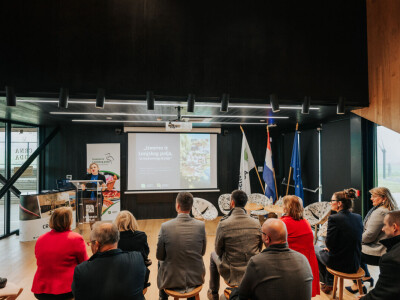 Izvorno iz Lonjskog polja