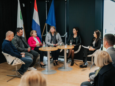 Izvorno iz Lonjskog polja