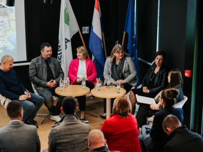 Izvorno iz Lonjskog polja