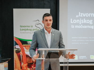 Izvorno iz Lonjskog polja