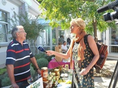 IZVOZ PČELA- Krste Bukvić sa partnerima i u jeku pandemije koronavirusa  izvozio pčelinje zajednice u Francusku
