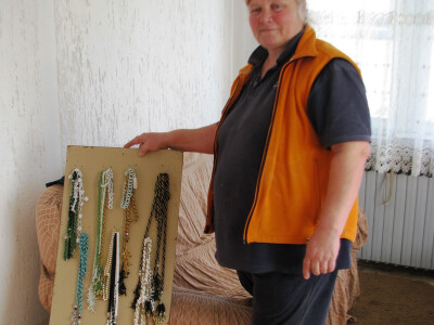 Jadranka sa nakitom koji je izradila