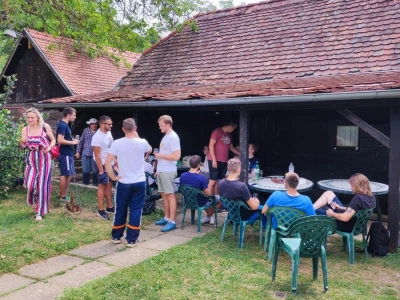 Jazbina - vinogradarsko voćarsko pokušalište
