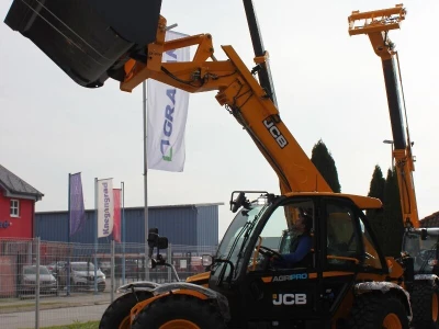 JCB 542-70
