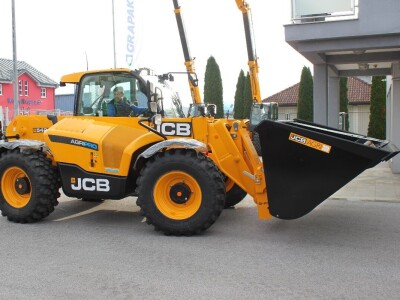 JCB 542-70