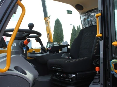 JCB 542-70
