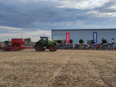 Jerković d.o.o.: Premijera novog modela CLAAS kombajna – EVION