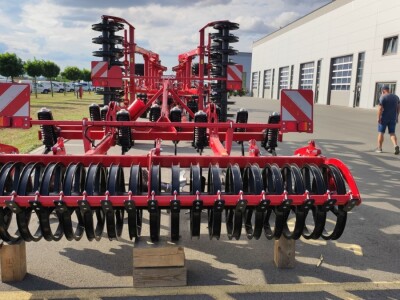 Jerković d.o.o.: Premijera novog modela CLAAS kombajna – EVION